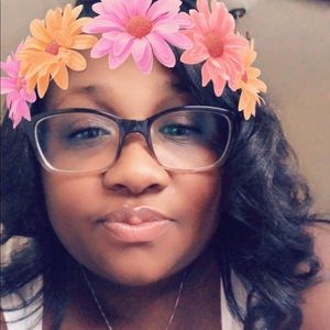 Meet your Posher, Fatima